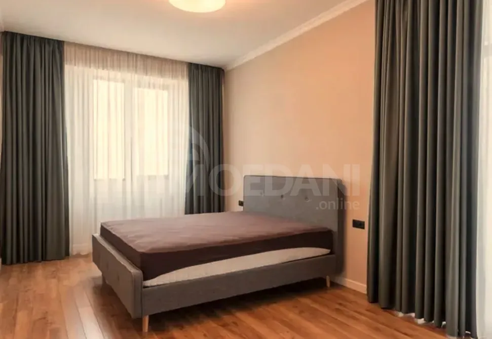 ქირავდება 3 ოთახიანი ბინა 145მ² 17/22 სართ თბილისი - photo 8