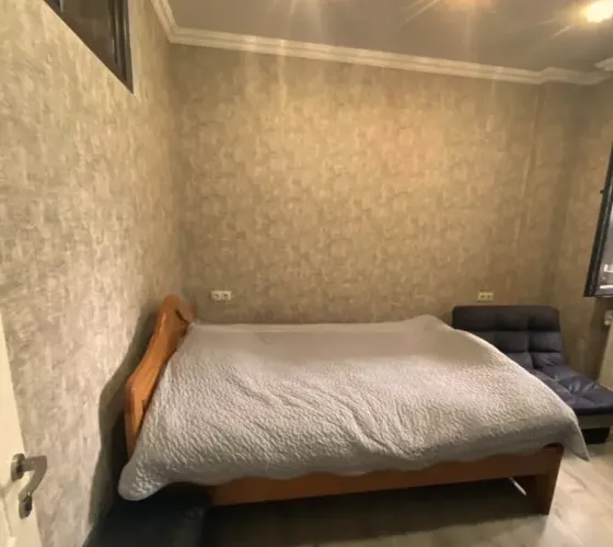 იყიდება 4 ოთახიანი ბინას 77მ² 4/14 სართ თბილისი