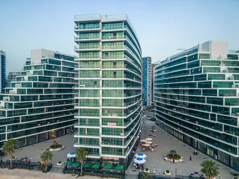 Продам 3-комн. квартиру 109м² 10/13 эт. Батуми - изображение 1