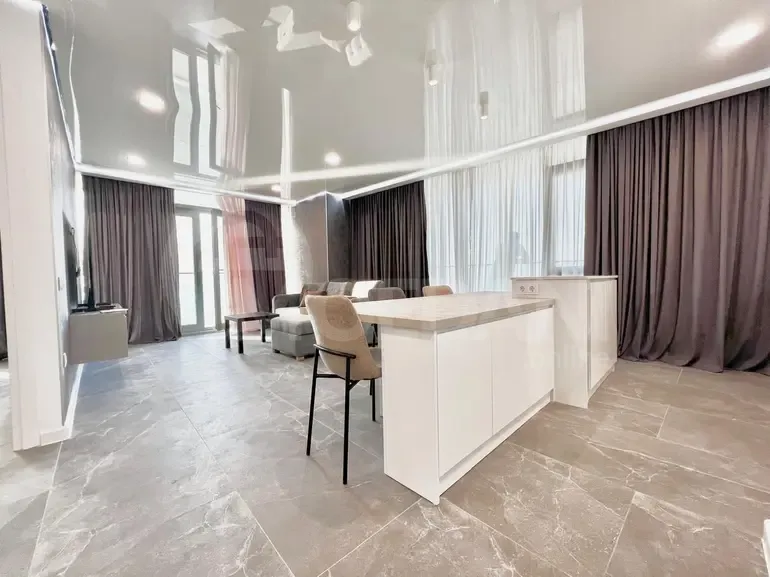 Продам 3-комн. квартиру 109м² 10/13 эт. Батуми - изображение 3