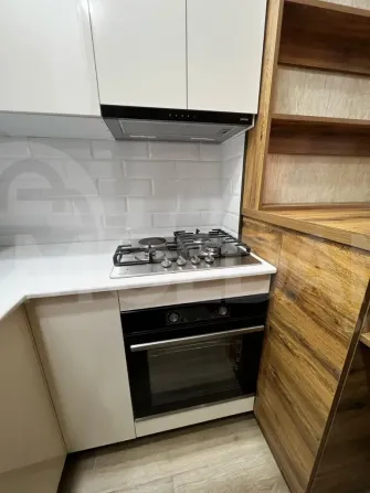 Продам 2-к. квартиру 58м² 4/5 эт. Батуми - изображение 3