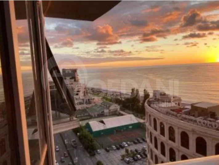 Продам 2-комн. квартиру 47м² 10/10 эт. Батуми - изображение 3