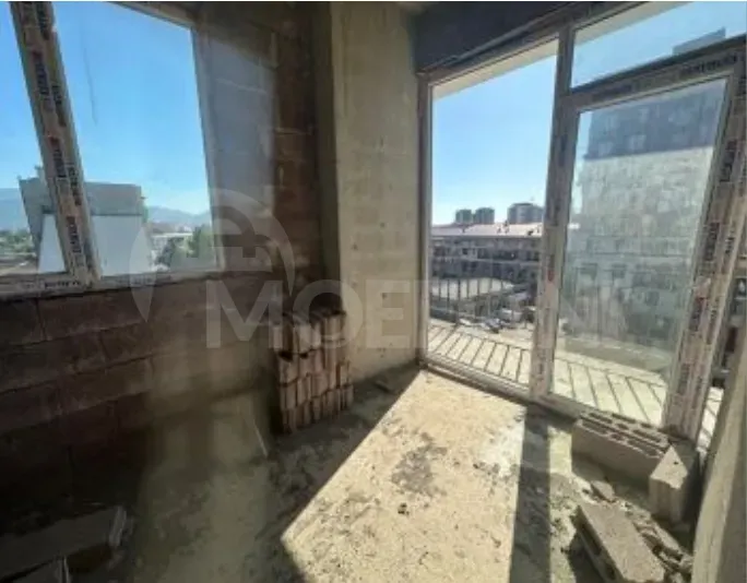 Продам 3-комн. квартиру 67.2м² 6/10 эт. Батуми - изображение 2