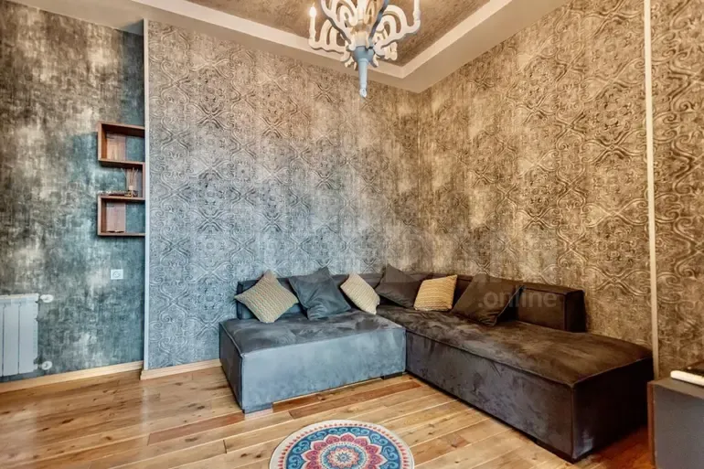 ქირავდება 3 ოთახიანი ბინა 80მ² 10/10 სართ ბათუმი - photo 1