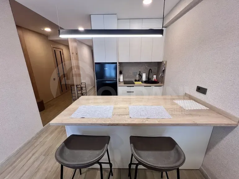 Сдам 1-комн. квартиру 38м² 4/15 эт. Батуми - изображение 4