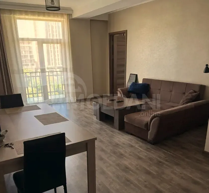 იყიდება 3 ოთახიანი ბინას 75მ² 7/13 სართ თბილისი - photo 1