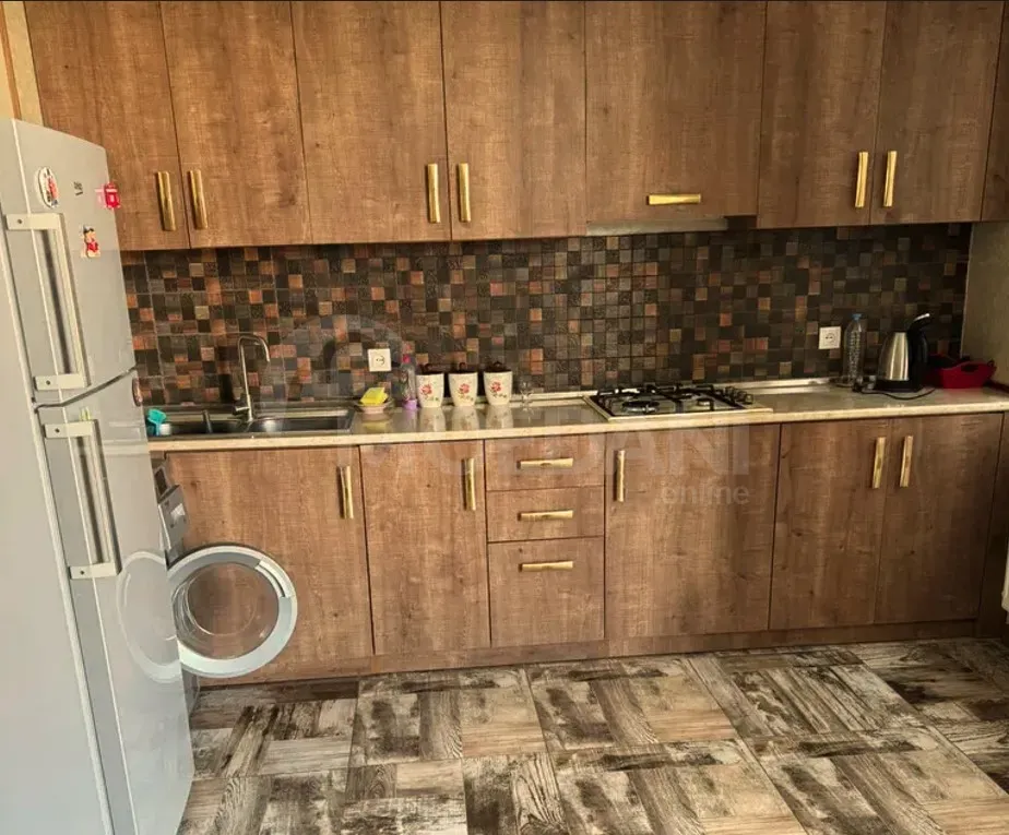 იყიდება 3 ოთახიანი ბინას 75მ² 7/13 სართ თბილისი - photo 2