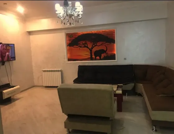 ქირავდება 3 ოთახიანი ბინა 100მ² 10/11 სართ თბილისი