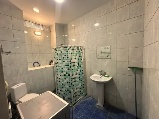 Apartments For Rent two-room 60м² 2/3 floor Tbilisi