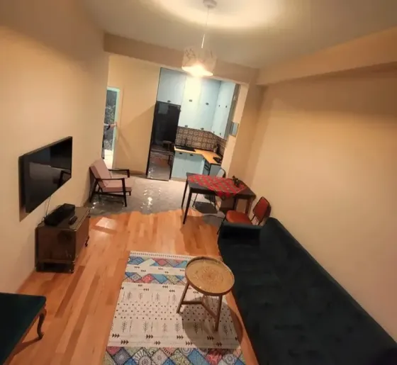 ქირავდება 2 ოთახიანი ბინა 52მ² 2/9 სართ თბილისი