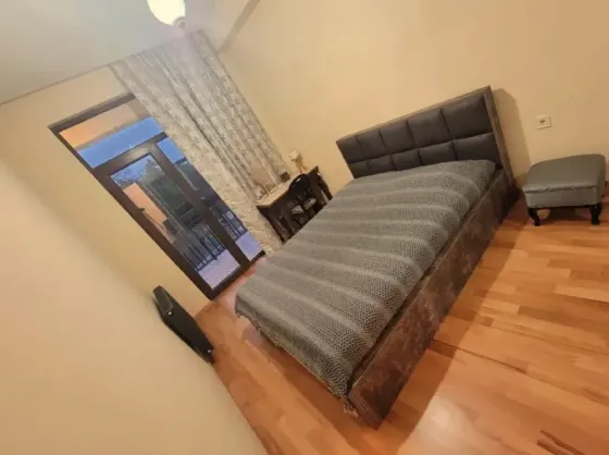 ქირავდება 2 ოთახიანი ბინა 52მ² 2/9 სართ თბილისი