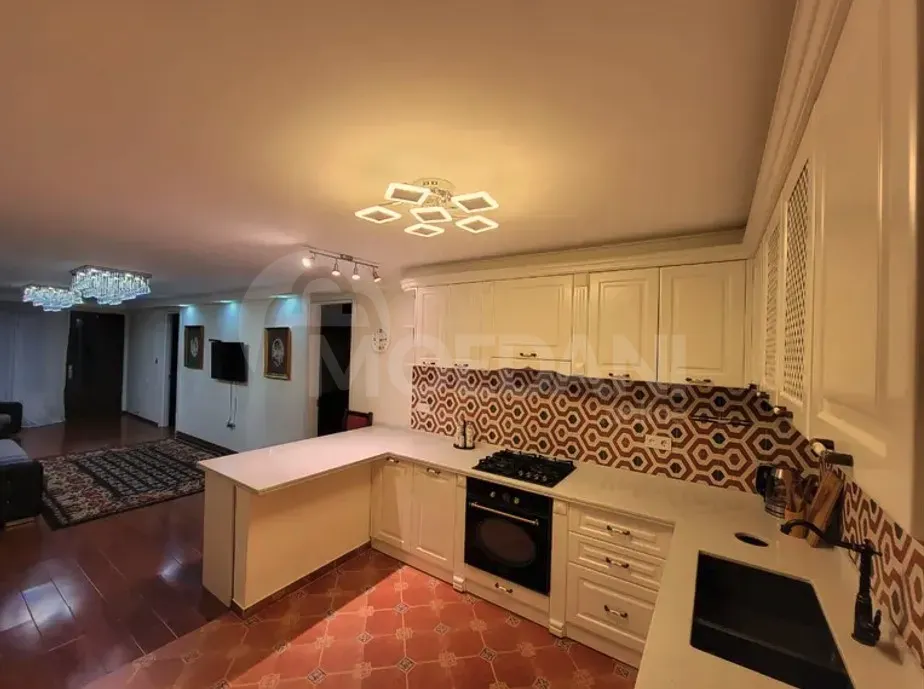 ქირავდება 3 ოთახიანი ბინა 110მ² 2/5 სართ თბილისი - photo 2