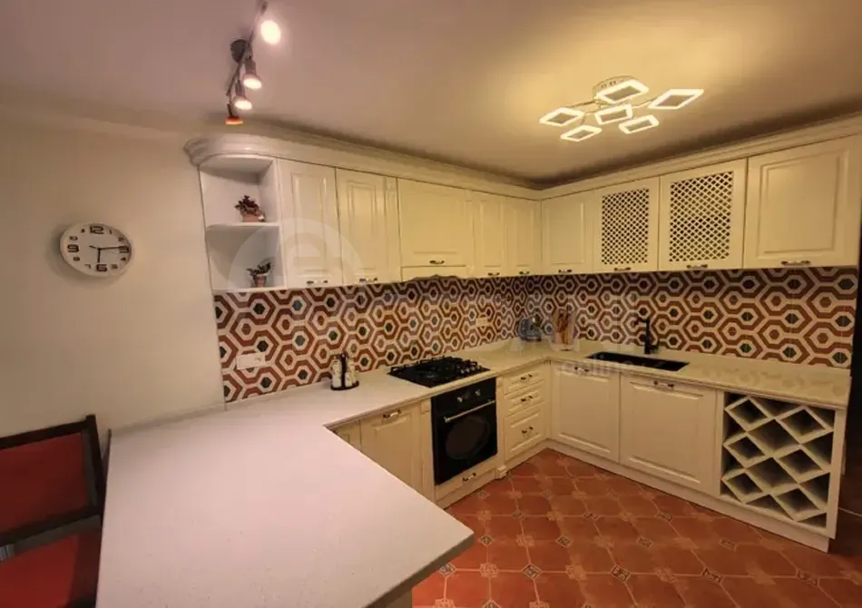 ქირავდება 3 ოთახიანი ბინა 110მ² 2/5 სართ თბილისი - photo 3