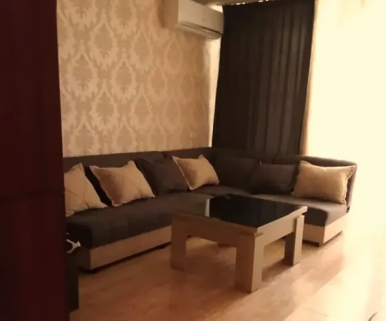 ქირავდება 3 ოთახიანი ბინა 70მ² 2/12 სართ თბილისი