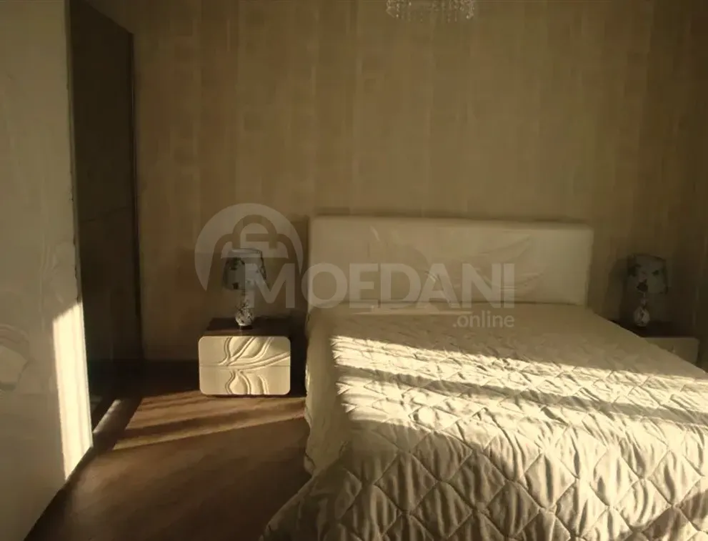 ქირავდება 2 ოთახიანი ბინა 90მ² 7/8 სართ თბილისი - photo 4