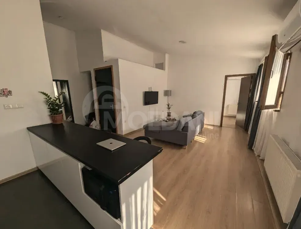 ქირავდება 2 ოთახიანი ბინა 70მ² 4/4 სართ თბილისი - photo 3