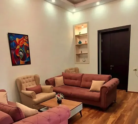 ქირავდება 3 ოთახიანი ბინა 78მ² 2/2 სართ თბილისი