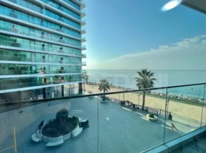 Продам 1-комн. квартиру 43м² 3/15 эт. Батуми - изображение 7