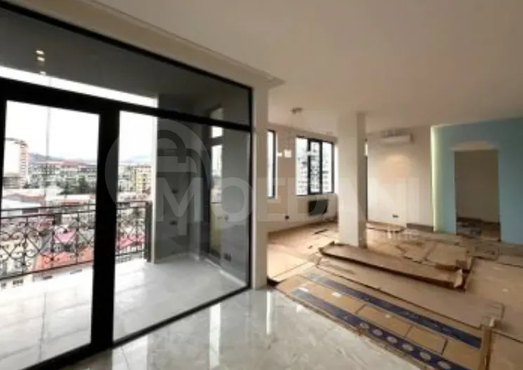 Продам 3-комн. квартиру 87м² 6/8 эт. Батуми - изображение 1