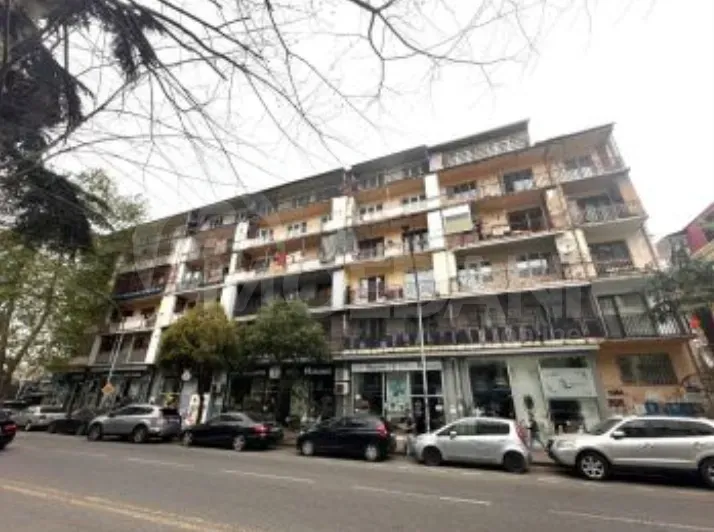 იყიდება 3 ოთახიანი ბინას 78მ² 2/6 სართ ბათუმი - photo 1