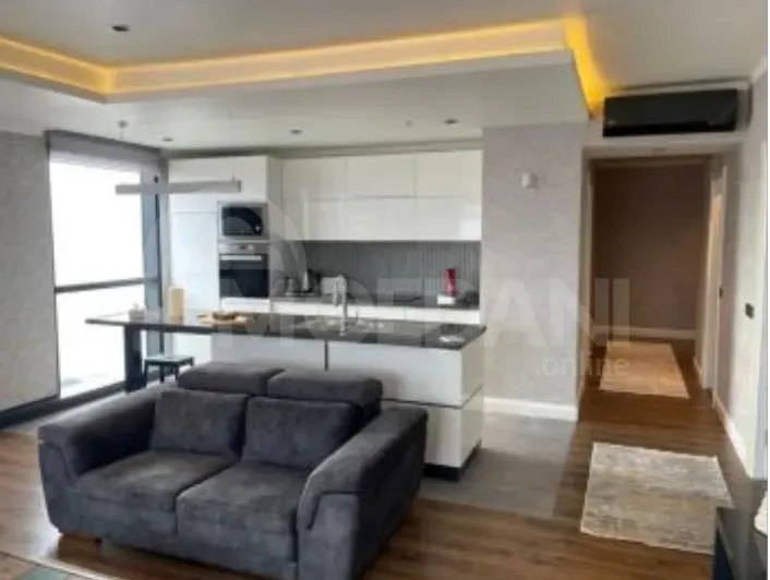 Продам 3-комн. квартиру 87м² 28/39 эт. Батуми - изображение 1