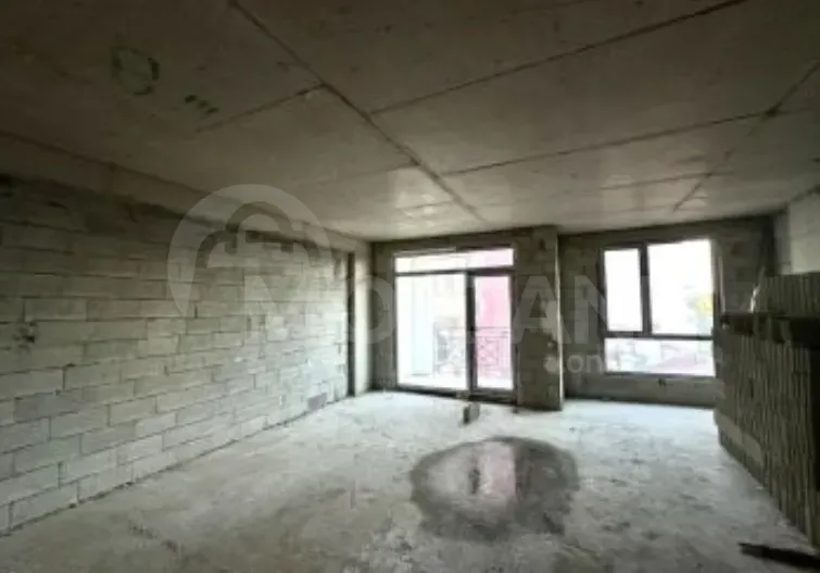 Продам 3-комн. квартиру 84м² 5/7 эт. Батуми - изображение 2