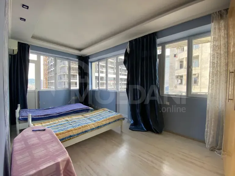 Продам 3-комн. квартиру 94м² 17/25 эт. Батуми - изображение 2