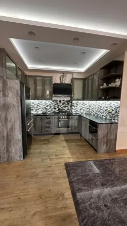 Сдам 4-к. квартиру 230м² 3/6 эт. Батуми - изображение 5