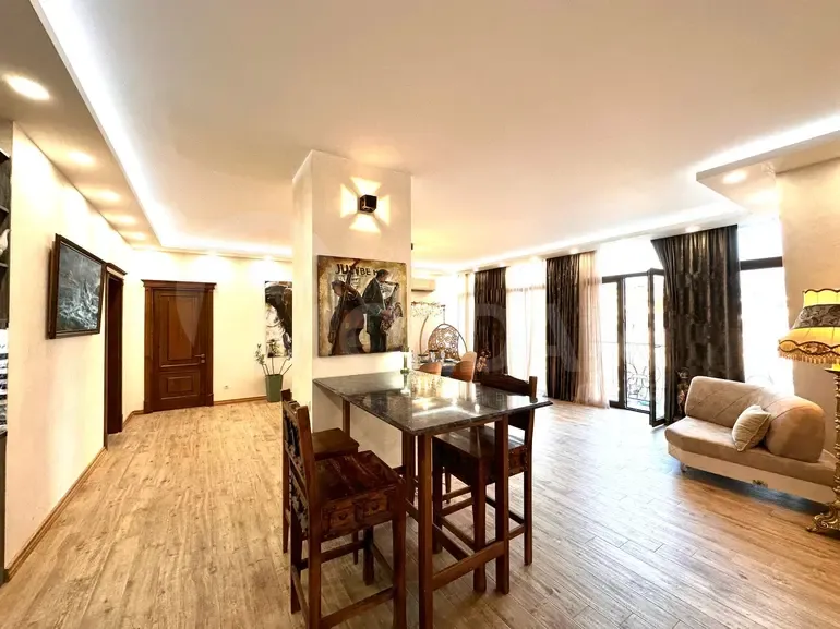 Сдам 4-комн. квартиру 230м² 3/6 эт. Батуми - изображение 6