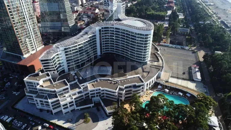 Продам 4-комн. квартиру 104м² 9/9 эт. Батуми - изображение 8