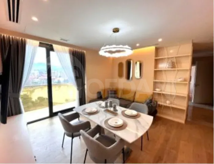 Продам 4-комн. квартиру 98м² 9/20 эт. Батуми - изображение 2