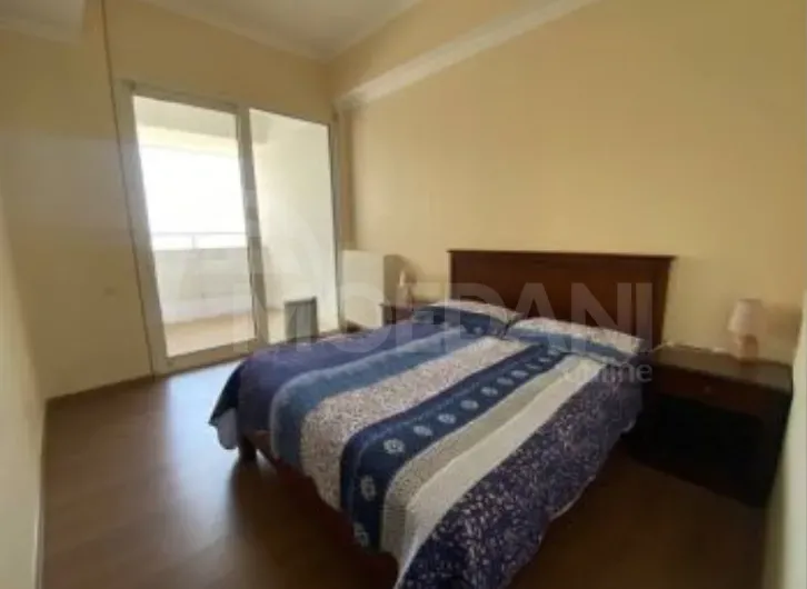 იყიდება 3 ოთახიანი ბინას 135მ² 5/5 სართ ბათუმი - photo 3