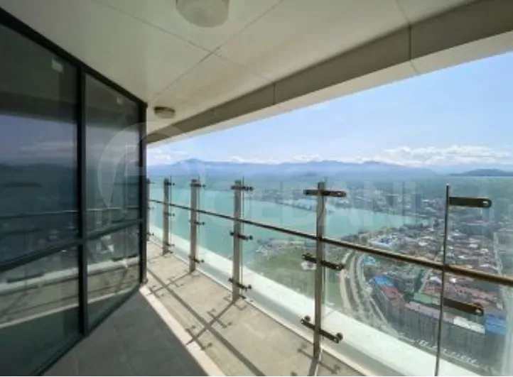 იყიდება 4 ოთახიანი ბინას 194მ² 38/39 სართ ბათუმი - photo 4