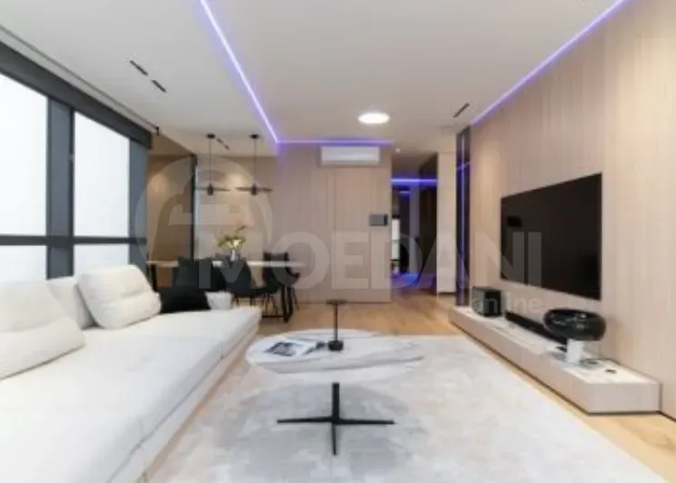 Продам 3-комн. квартиру 85м² 33/39 эт. Батуми - изображение 1