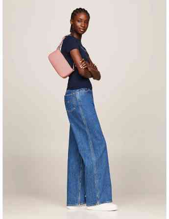 Tommy Jeans - TJW ESS MUST SHOULDER BAG Tbilisi