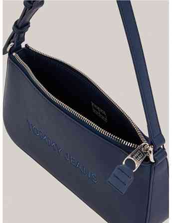 Tommy Jeans - TJW ESS MUST SHOULDER BAG Tbilisi