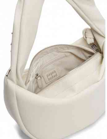 Tommy Jeans - TJW BOLD SHOULDER BAG Tbilisi