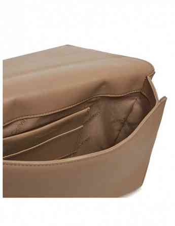 CALVIN KLEIN - LINE QUILT MD CONV SHOULDER BAG Tbilisi