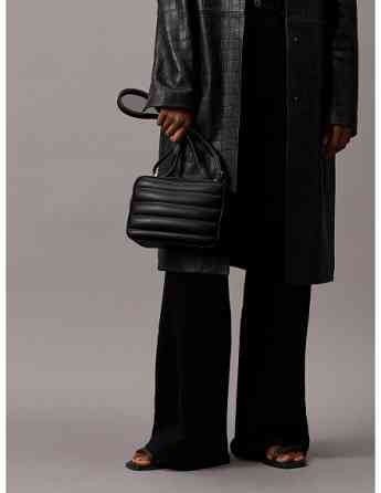 CALVIN KLEIN - LINE QUILT CAMERA BAG Tbilisi