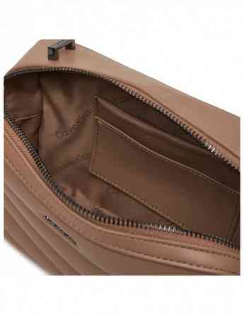 CALVIN KLEIN - LINE QUILT CAMERA BAG Tbilisi