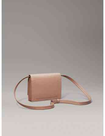 CALVIN KLEIN - CK LINEAR CROSSBODY Tbilisi