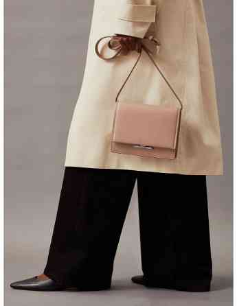 CALVIN KLEIN - CK LINEAR CROSSBODY Tbilisi