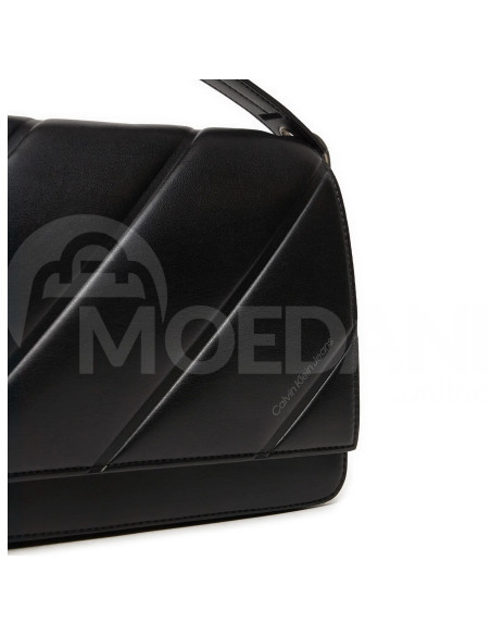 CALVIN KLEIN - СТЕГАНАЯ КВАДРАТНАЯ СУМКА ЧЕРЕЗ ПЛЕЧО24 Тбилиси - изображение 5