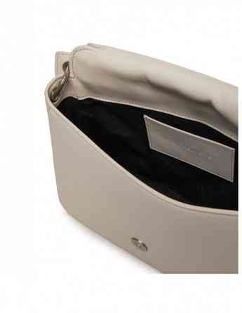 CALVIN KLEIN - QUILTED BOXY FLAP CROSSBODY24 Tbilisi
