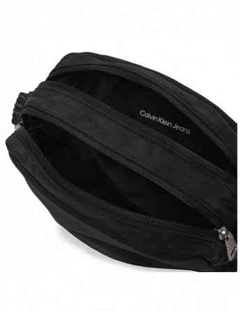 CALVIN KLEIN - ULTRALIGHT DBLZIP CAMERABAG21 NY Tbilisi