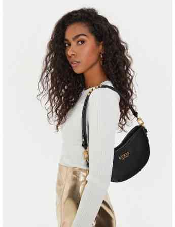 GUESS - SARITA TOP ZIP SHOULDER BAG Tbilisi