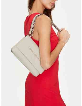 CALVIN KLEIN - SCULPTED EW FLAP W/CHAIN25 MONO Tbilisi
