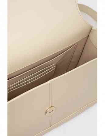 GUESS Тбилиси