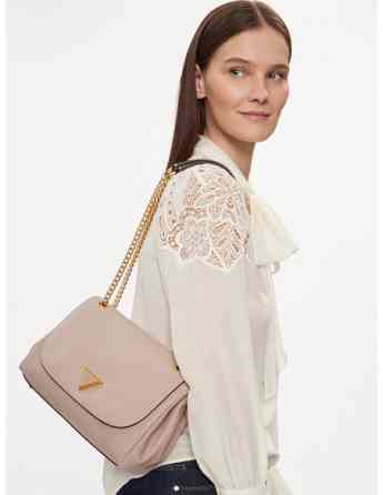 GUESS Тбилиси