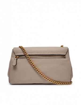 GUESS Тбилиси